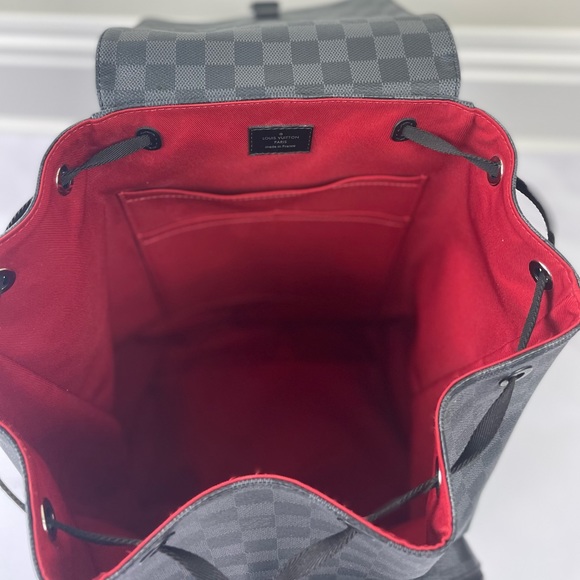 Louis Vuitton Utility Backpack - Picture 4 of 14